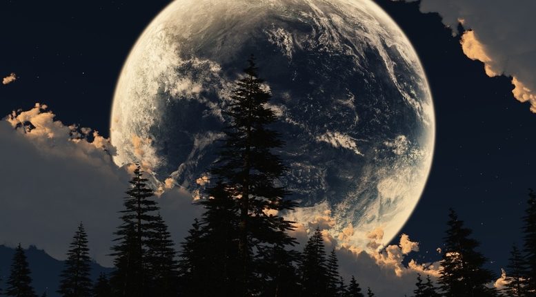 Супер месец на мрежи 